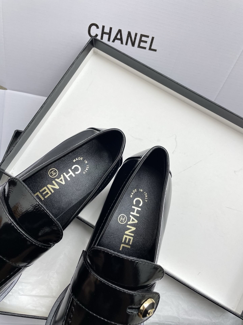 Ch**el loafers